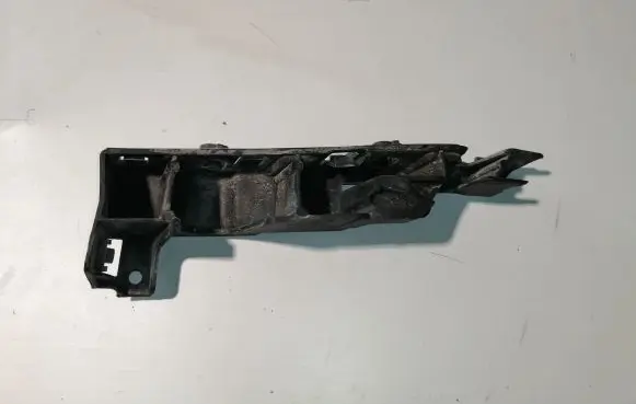 Audi A6 S6 C7 4G Front bumper mounting bracket 4G0807283