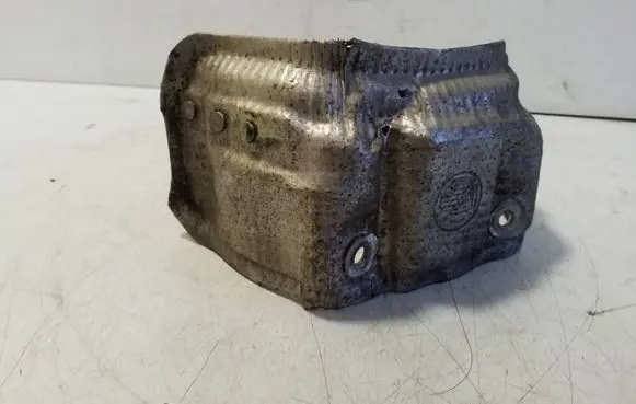 Exhaust heat shield