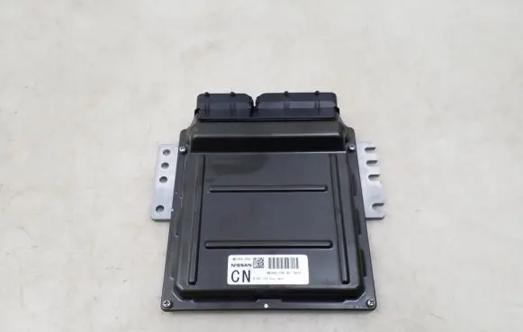 Nissan Murano Z50 Engine control unit/module MEC63760B1