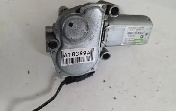 Chrysler Voyager Rear window wiper motor 96779A