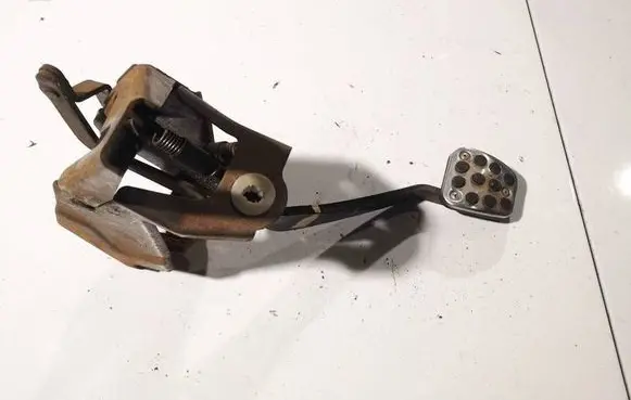Honda Civic Clutch pedal 