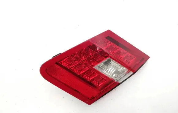 Mercedes-Benz E W212 Tailgate rear/tail lights A2129060458