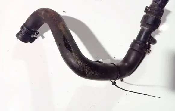 Nissan Pathfinder R51 Engine coolant pipe/hose