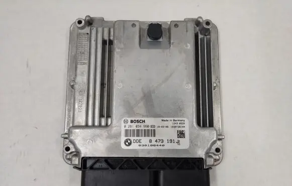 BMW X6 F16 Engine control unit/module 8473191