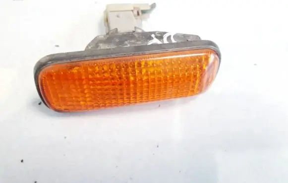 Honda Accord Front fender indicator light 236345