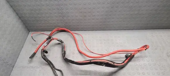 BMW 1 E82 E88 Positive cable (battery) 9133063 9133061