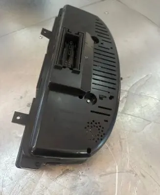 Volkswagen PASSAT B6 Speedometer (instrument cluster) A2C5315550