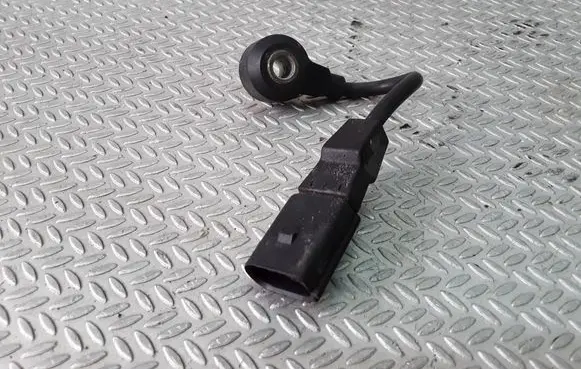 Volkswagen Golf IV Detonation knock sensor 06A905377B