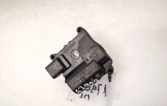 Toyota Corolla Verso AR10 Air flap motor/actuator 1138002051 113800-2051