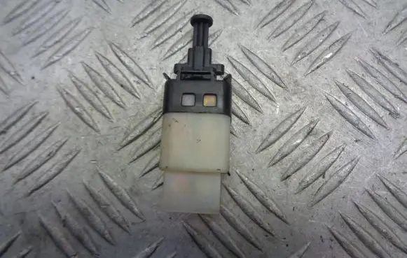 Chevrolet Lacetti Brake pedal sensor switch
