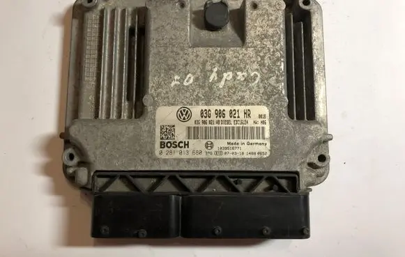 Volkswagen Caddy Engine control unit/module 03G906021HR 0281013680