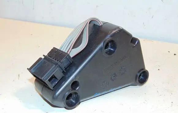 Volkswagen Jetta V Sound amplifier 1K0035463D