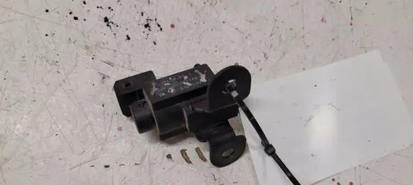 Opel Zafira A Turbo solenoid valve 90530039 72213800