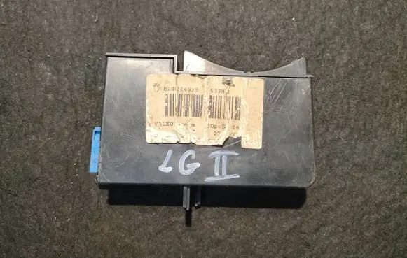 Renault Laguna II Ignition key card reader 8200224595