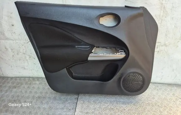Nissan Juke I F15 Front door card panel trim 809751KB0A 809011KB0A 809111KB0A