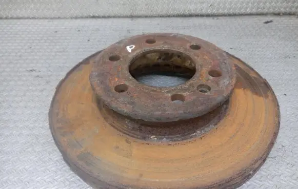 Mercedes-Benz Sprinter W906 Front brake disc