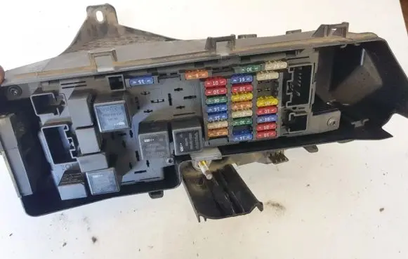 Volvo S60 Fuse box set 9494210