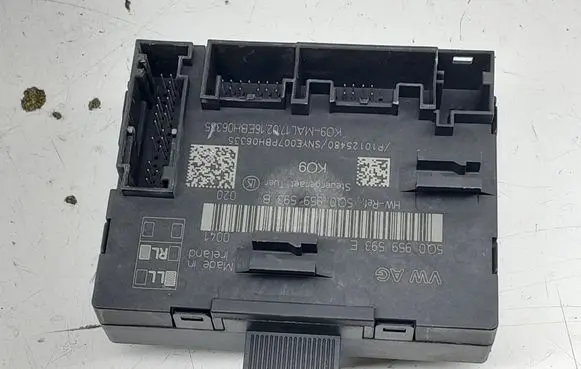Audi A3 S3 8V Door control unit/module 5Q959593E