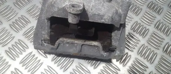 Volkswagen Golf V Engine mount bracket 1K0199262 1K0199262AJ