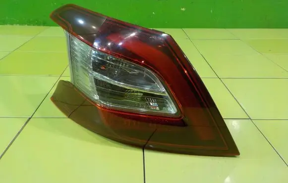 Peugeot 308 Rear/tail lights 81250101 XP183