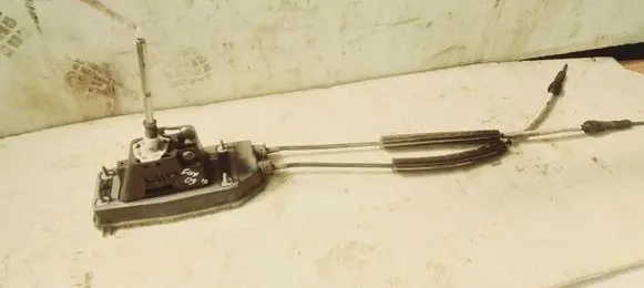 Gear shift cable linkage