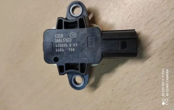 Mazda 2 Airbag deployment crash/impact sensor DA8A57KC0