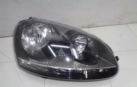 Volkswagen Golf V Headlight/headlamp 1EG247007
