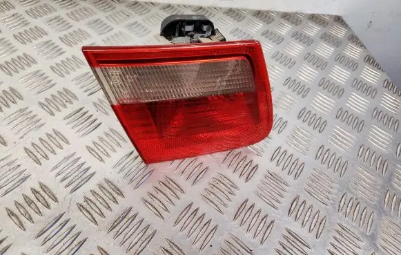 BMW 3 E46 Tailgate rear/tail lights 8368759