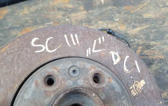 Renault Scenic III - Grand scenic III Front wheel hub spindle knuckle