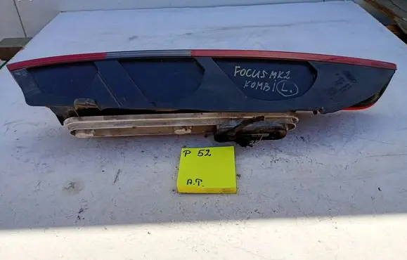 Ford Focus Rear/tail lights 4M5113N004C