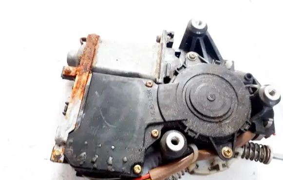Mitsubishi Galant Rear door window regulator motor mr215441 062020007