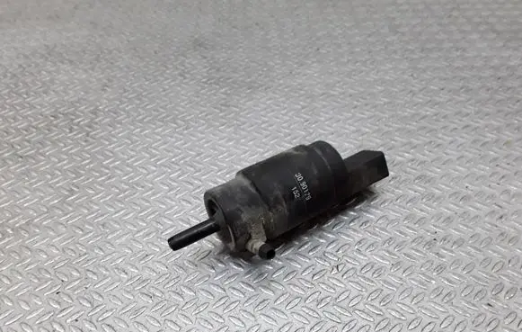 Mercedes-Benz C W203 Windscreen/windshield washer pump 3090179