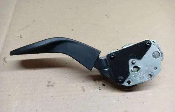 Audi A1 Seat adjustment assembly 
