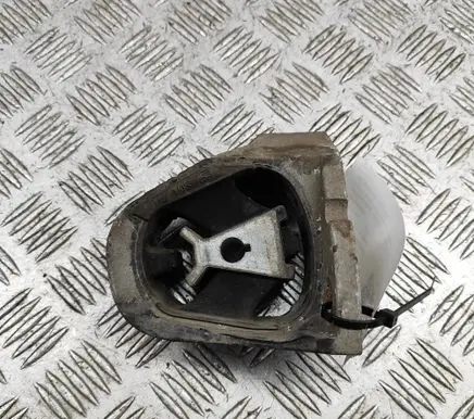Volvo V40 Cross country Engine mount bracket 31430432