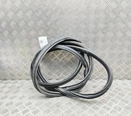 Volkswagen Crafter Rubber seal front coupe door 7C0837911G