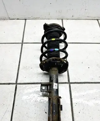 Hyundai Tucson TL Front shock absorber with coil spring 54650D7000