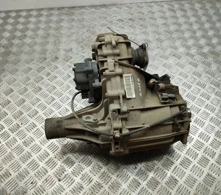 Isuzu D-Max Gearbox transfer box case 8981969350