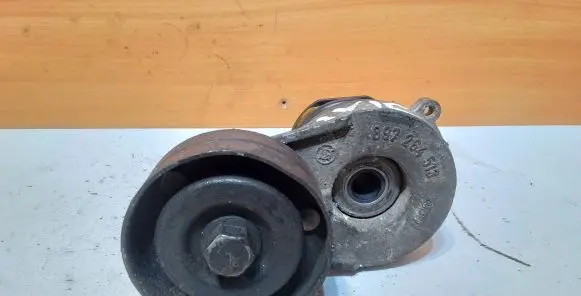 Honda Civic Generator/alternator belt tensioner 897264513