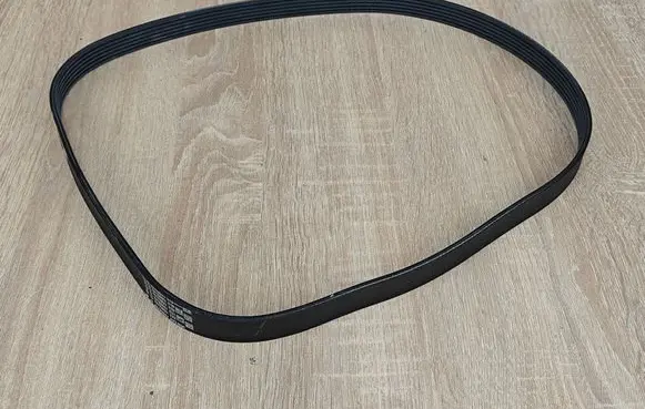 BMW 4 G22 G23 G24 G26 Alternator belt 7926093