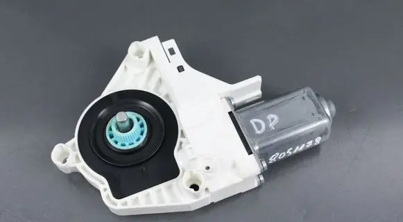 Audi Q3 8U Front door window regulator motor 8K0959802B