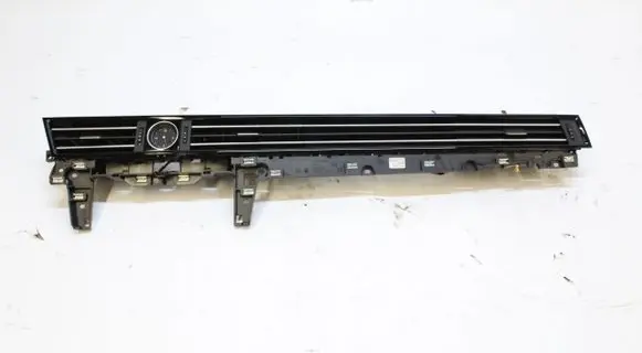 Volkswagen PASSAT B8 Dash center air vent grill 3G1857083