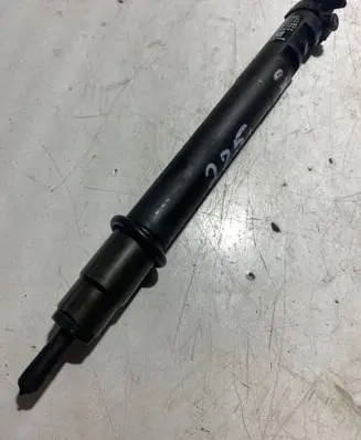 Peugeot 5008 Fuel injector 9686191080