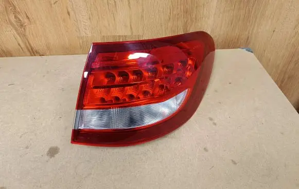 Mercedes-Benz GLC X253 C253 Rear/tail lights A2539060800