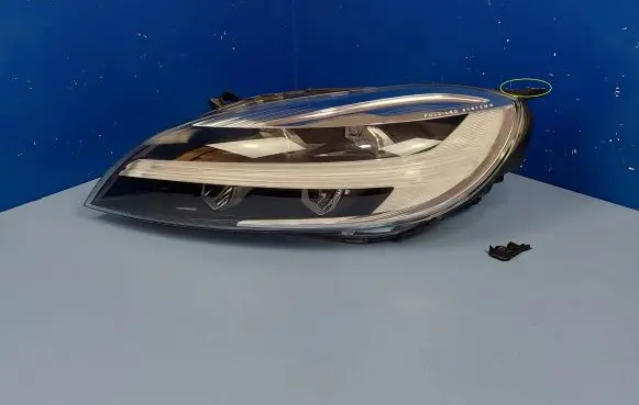 Volvo V40 Headlight/headlamp 31420449