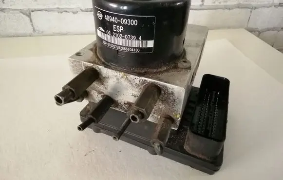 SsangYong Actyon ABS Pump 4894009300