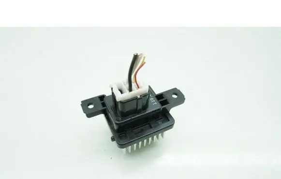 Suzuki Swift IV Heater blower motor/fan resistor MMAUTKO18075