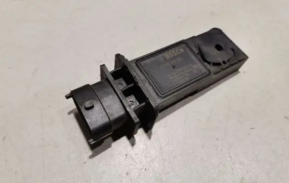 Mercedes-Benz C AMG W204 Mass air flow meter A1560900048 0280218185