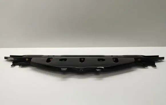 Other engine bay part