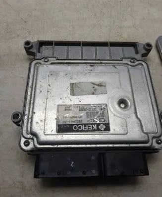 Hyundai i30 Engine control unit/module 9001040172KC 198320C 391122B202
