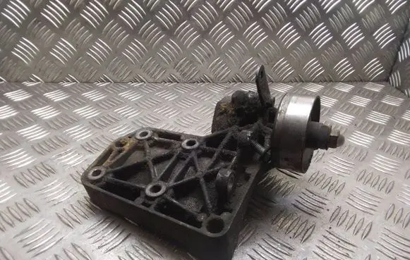 BMW 3 E46 A/C compressor mount bracket 64557786194